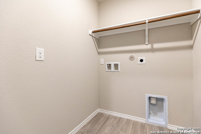 Image 20 of 32 For 5630 Elm Valley Dr