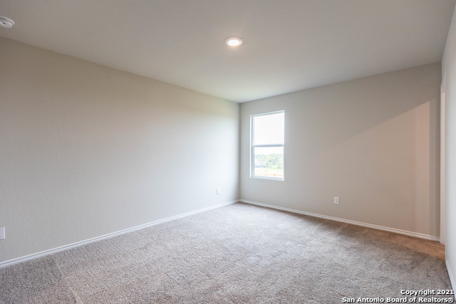 Image 21 of 32 For 5630 Elm Valley Dr