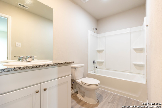 Image 25 of 32 For 5630 Elm Valley Dr