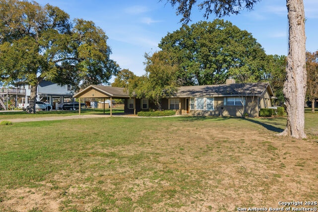 Image 6 of 43 For 163 Lakeside Dr.