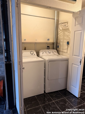 Image 18 of 24 For 5006 Creekmoor