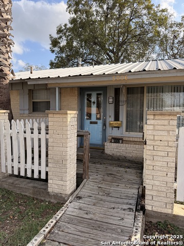 Image 3 of 24 For 5006 Creekmoor