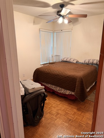 Image 9 of 24 For 5006 Creekmoor