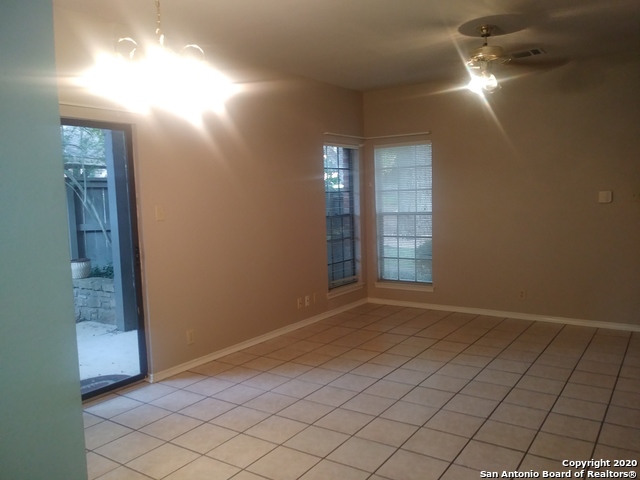 Image 4 of 13 For 31 Chapel Hill