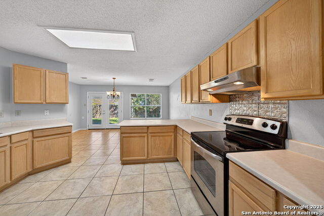 Image 15 of 39 For 9621 Green Plain