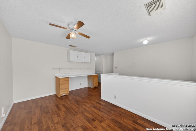 Image 32 of 39 For 9621 Green Plain