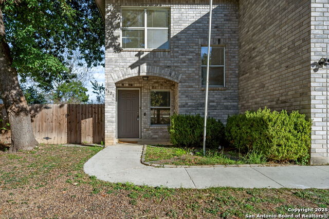 Image 5 of 39 For 9621 Green Plain