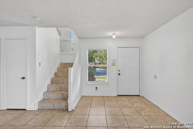 Image 6 of 39 For 9621 Green Plain