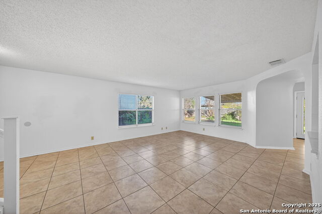 Image 8 of 39 For 9621 Green Plain