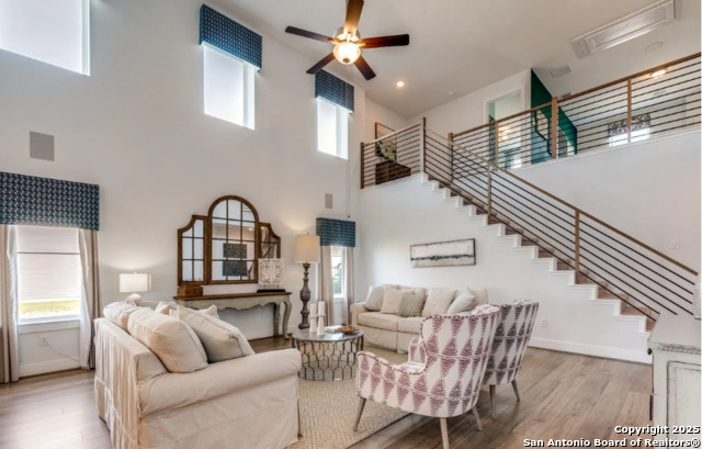 Image 4 of 24 For 1201 Lauraine