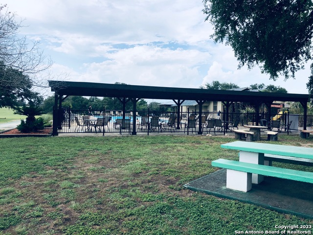 Listing photo id 5 for 21n Whartons Dock Rd