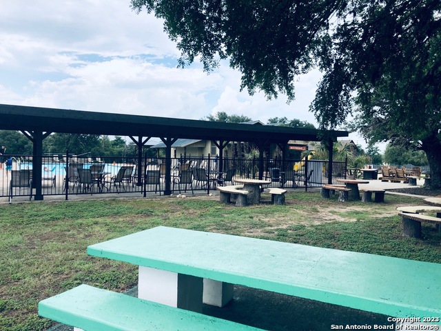 Listing photo id 6 for 21n Whartons Dock Rd