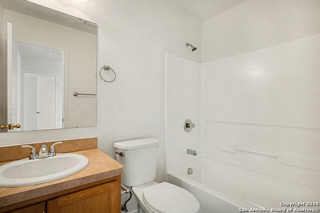 Image 15 of 16 For 4602 Rothberger