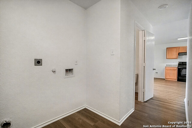 Image 8 of 16 For 4602 Rothberger