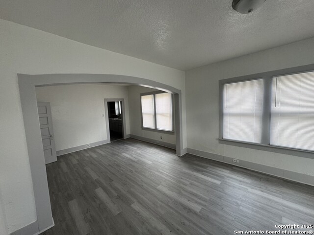 Image 3 of 9 For 1610 Hays  