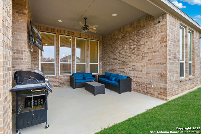 Image 34 of 47 For 3018 Daplyn