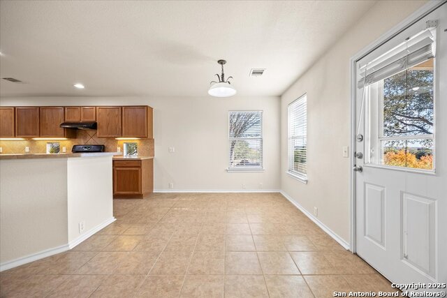 Image 11 of 25 For 15802 Delaware