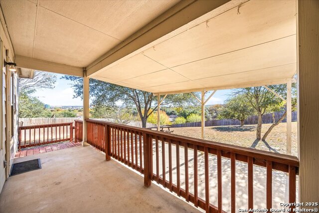 Image 20 of 25 For 15802 Delaware