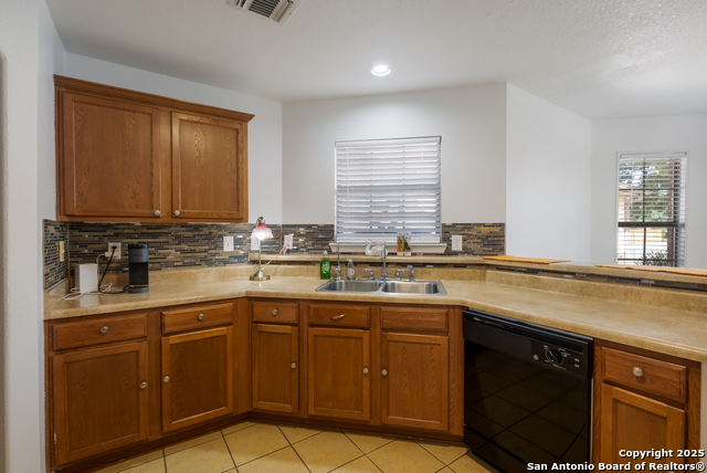 Image 7 of 27 For 10403 Alsfeld