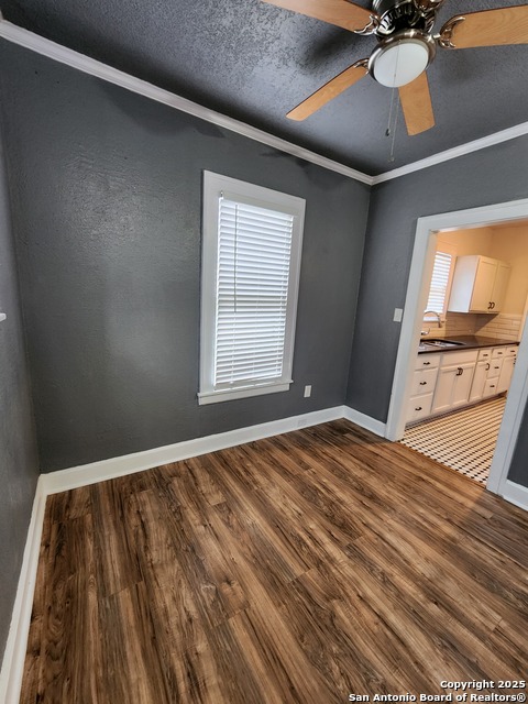 Image 10 of 14 For 930 Grayson E 4