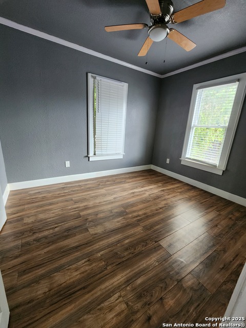 Image 11 of 14 For 930 Grayson E 4