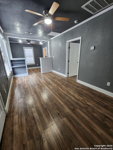 Image 2 of 14 For 930 Grayson E 4