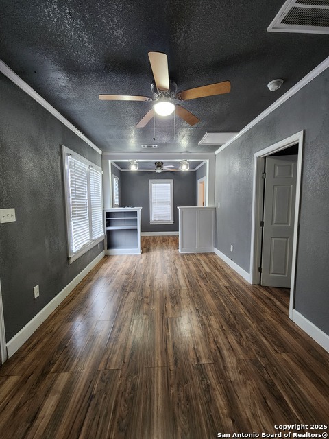 Image 3 of 14 For 930 Grayson E 4