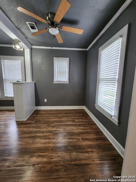 Image 5 of 14 For 930 Grayson E 4