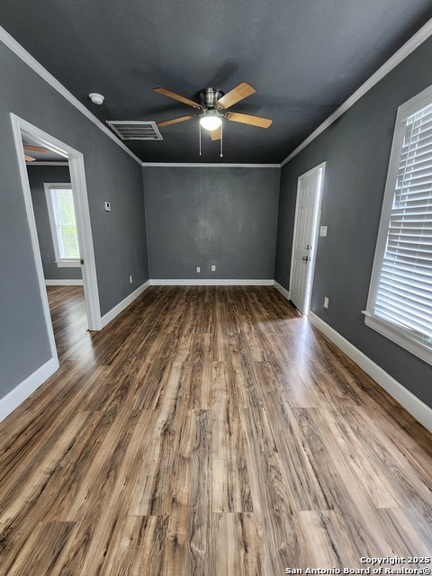 Image 9 of 14 For 930 Grayson E 4