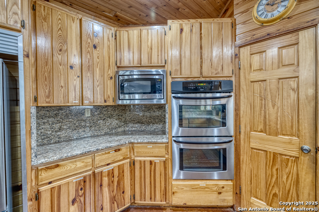 Image 12 of 41 For 241 Mountain Laurel