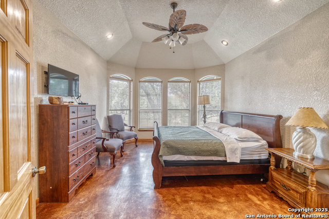 Image 17 of 41 For 241 Mountain Laurel