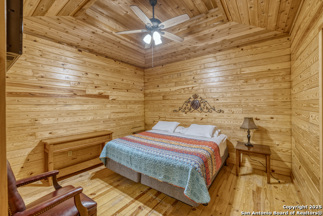 Image 21 of 41 For 241 Mountain Laurel