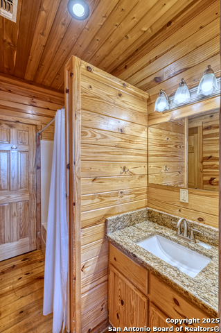 Image 27 of 41 For 241 Mountain Laurel