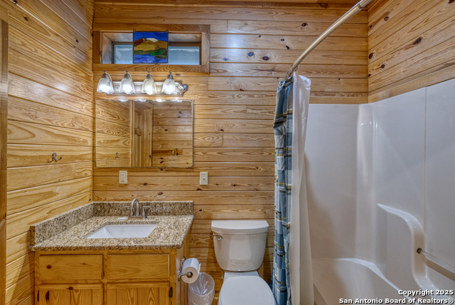 Image 30 of 41 For 241 Mountain Laurel