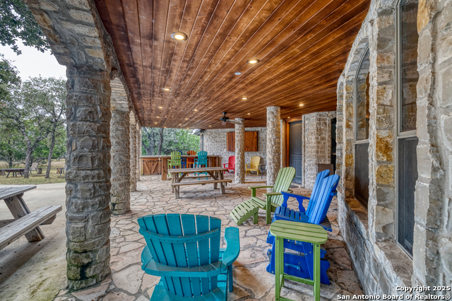 Image 35 of 41 For 241 Mountain Laurel