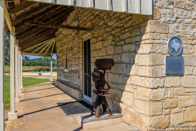 Image 5 of 27 For 3366 Ranch Rd 965