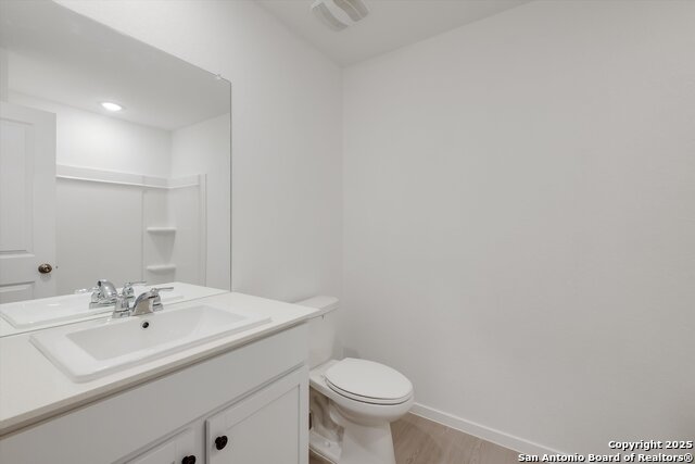 Image 15 of 20 For 7311 Adam Star