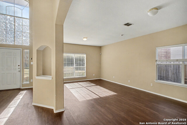 Image 3 of 28 For 3622 Melody