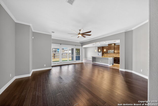 Image 17 of 47 For 8955 Highland Dawn