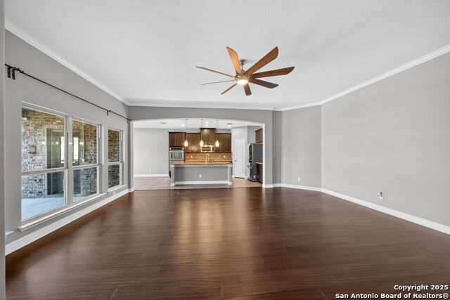 Image 18 of 47 For 8955 Highland Dawn