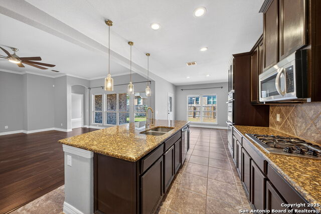 Image 24 of 47 For 8955 Highland Dawn