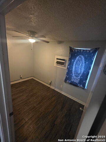 Image 2 of 5 For 1431 Cantrell  4