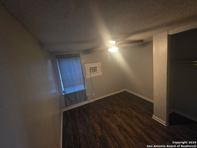 Image 3 of 5 For 1431 Cantrell  4