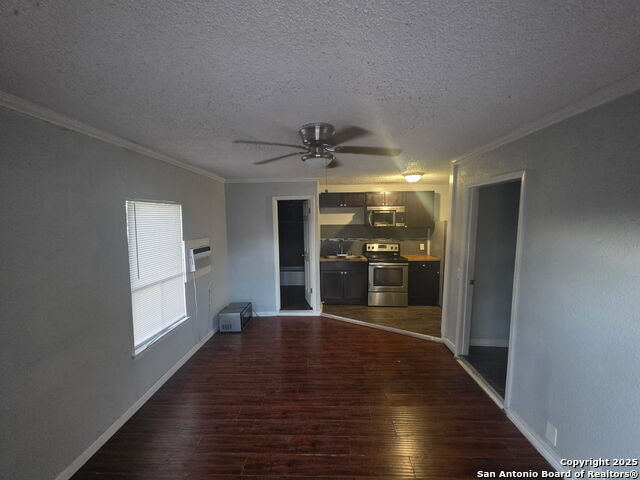 Image 5 of 5 For 1431 Cantrell  4