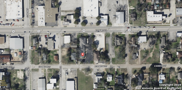 Listing photo id 1 for 515 Court E