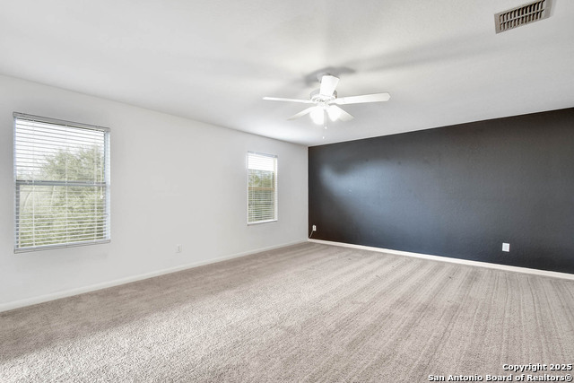 Image 15 of 30 For 209 Town Creek