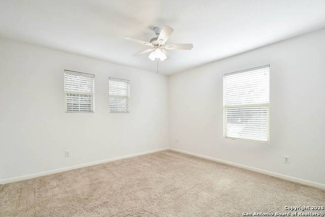 Image 21 of 30 For 209 Town Creek