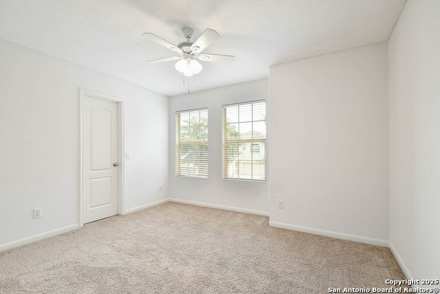 Image 22 of 30 For 209 Town Creek