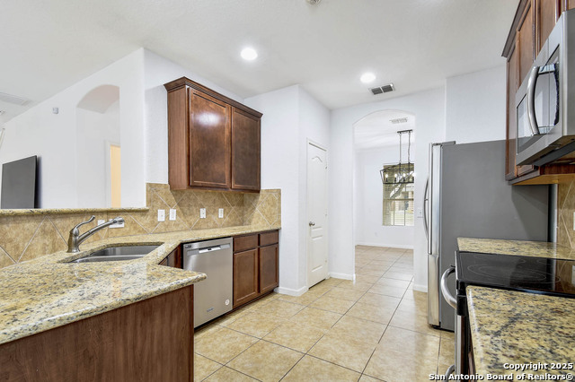 Image 9 of 30 For 209 Town Creek