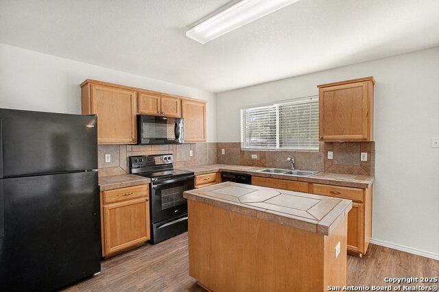 Image 8 of 26 For 3959 Key West